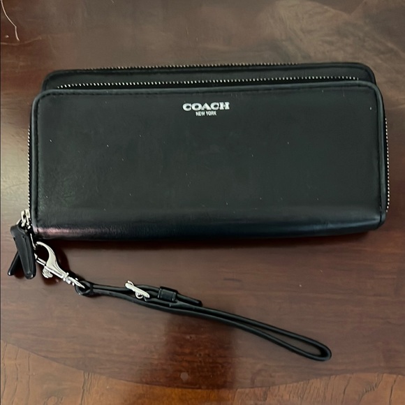 Coach Handbags - Coach Black womens wallet